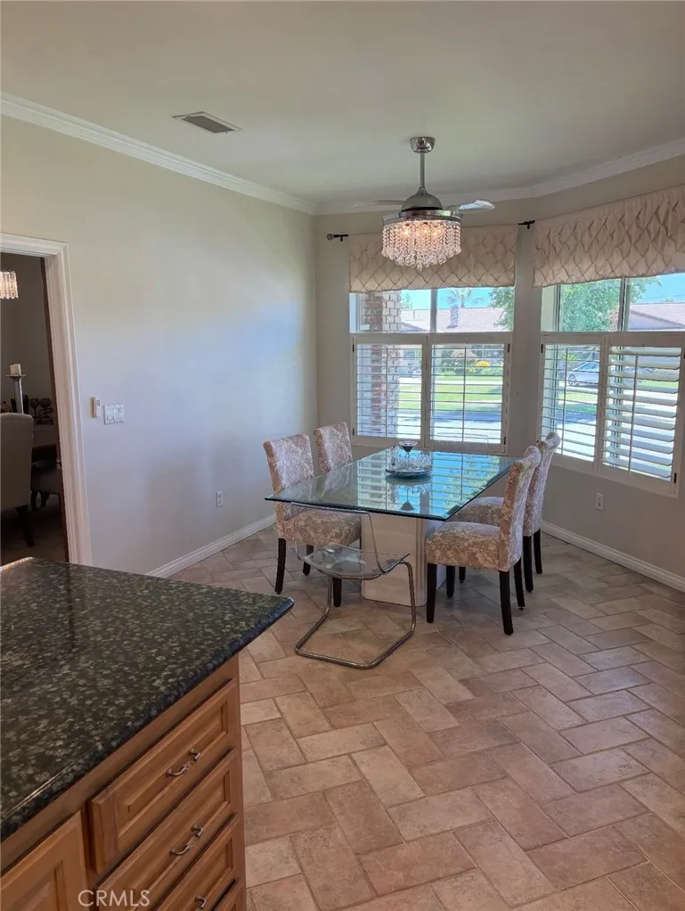 1675 Quince Way Upland, CA 91784