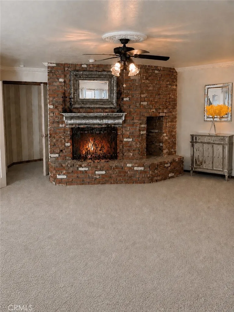 1675 Quince Way Upland, CA 91784