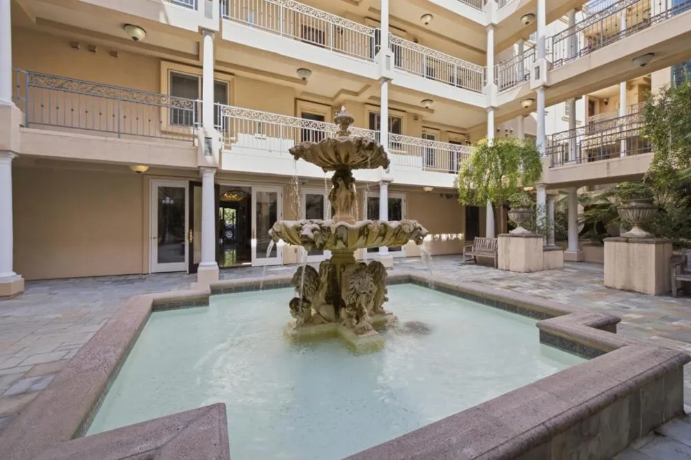 153 N San Mateo Drive #304 San Mateo, CA 94401