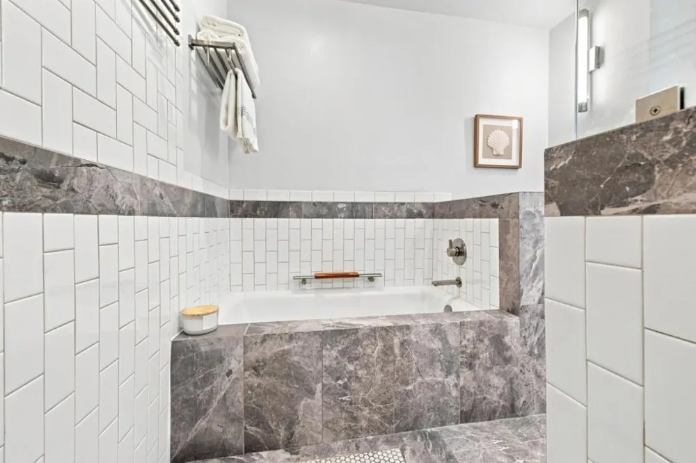 153 N San Mateo Drive #304 San Mateo, CA 94401