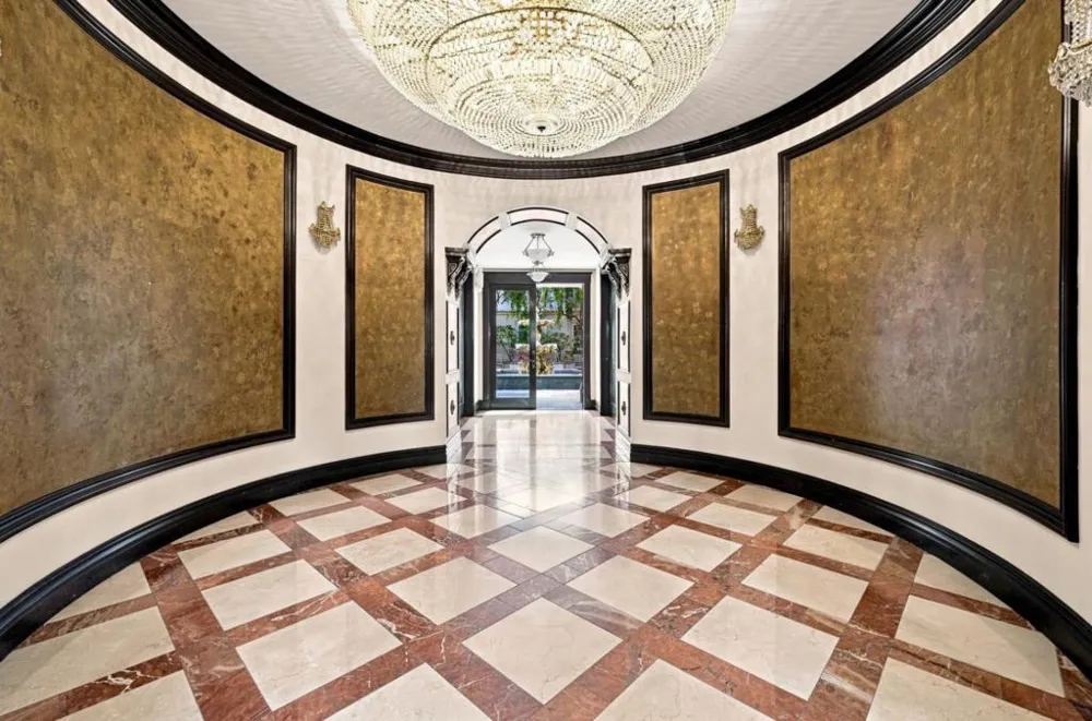 153 N San Mateo Drive #304 San Mateo, CA 94401
