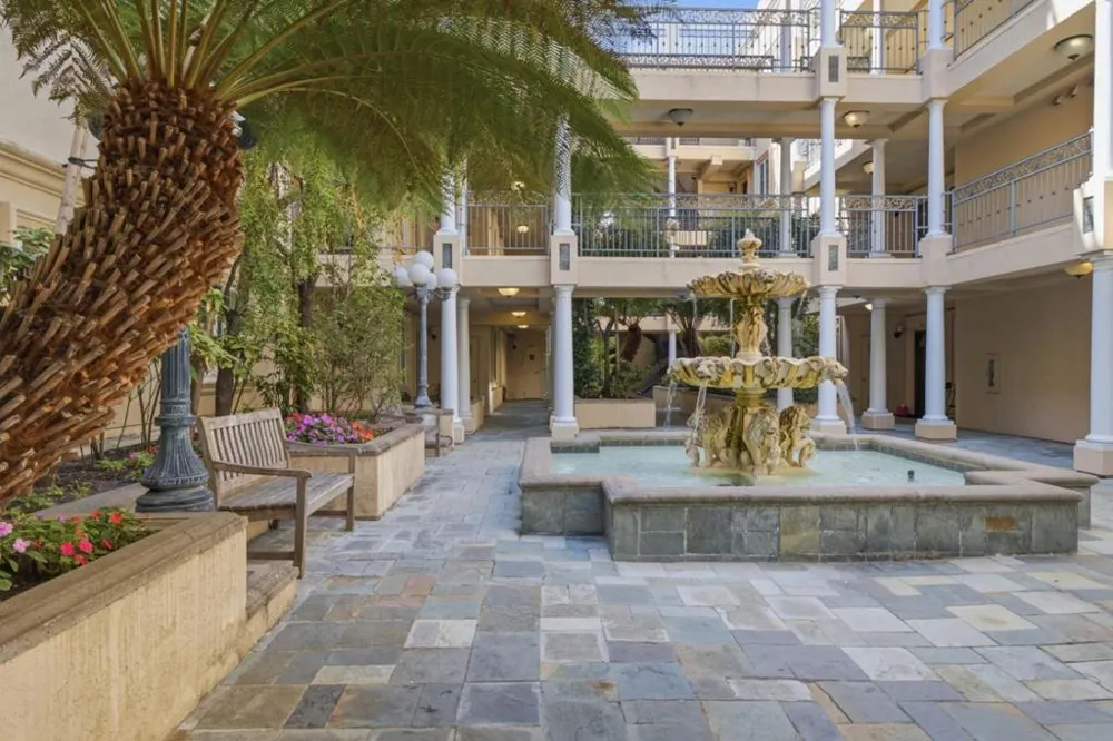 153 N San Mateo Drive #304 San Mateo, CA 94401
