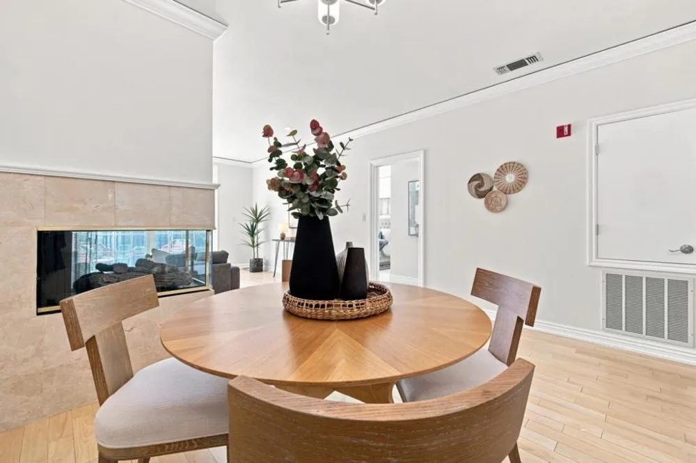 153 N San Mateo Drive #304 San Mateo, CA 94401