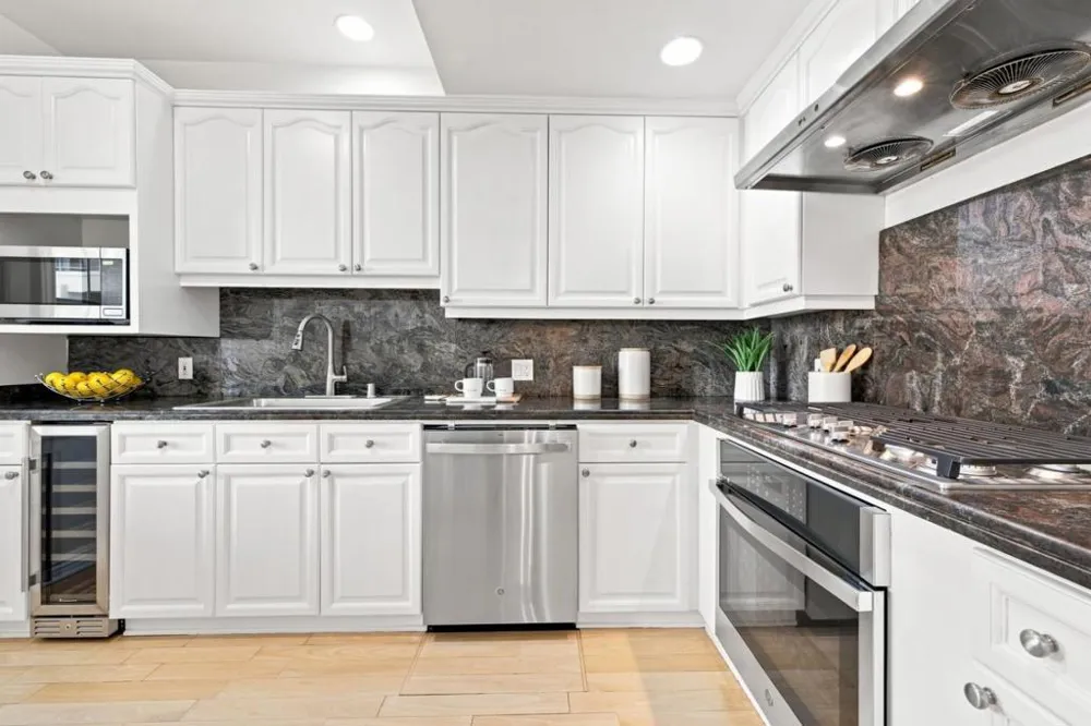 153 N San Mateo Drive #304 San Mateo, CA 94401
