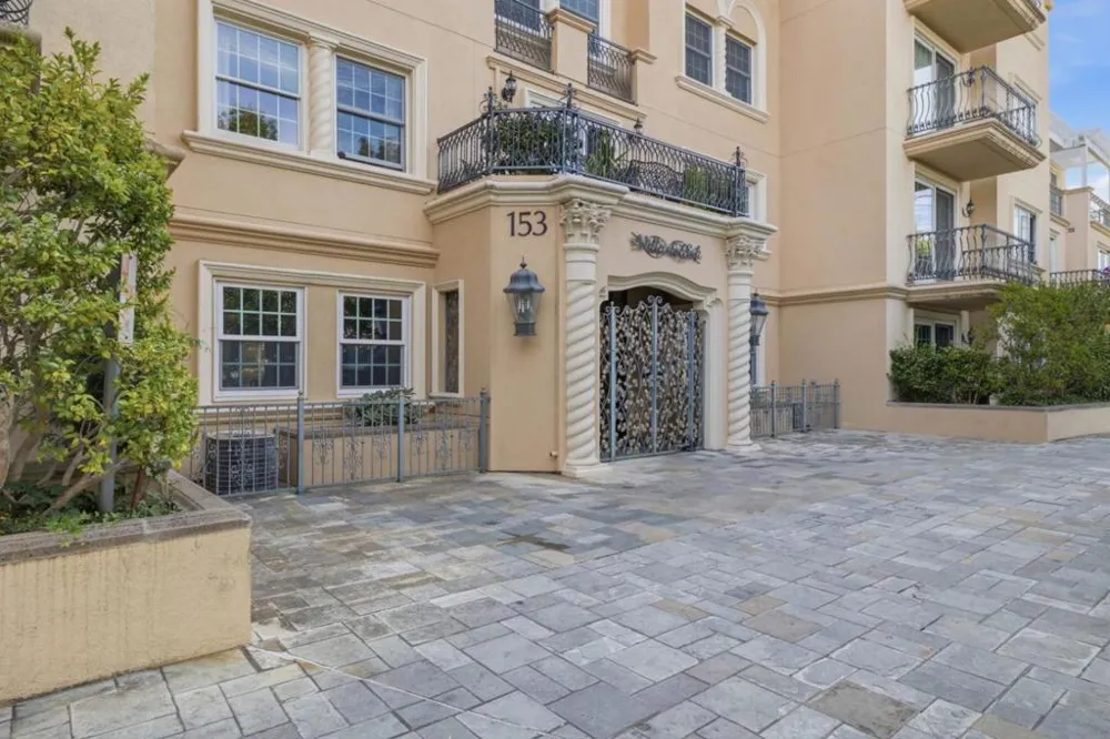 153 N San Mateo Drive #304 San Mateo, CA 94401
