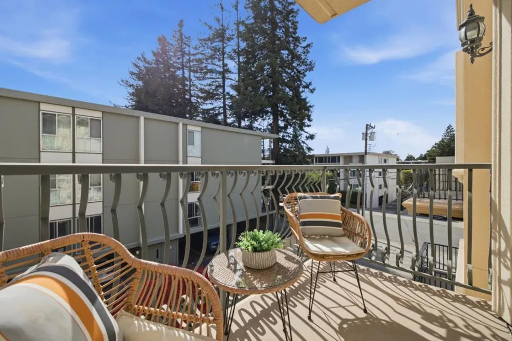 153 N San Mateo Drive #304 San Mateo, CA 94401