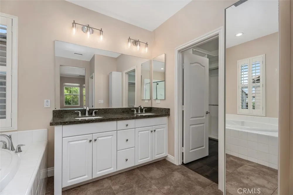 2992 E Coalinga Brea, CA 92821