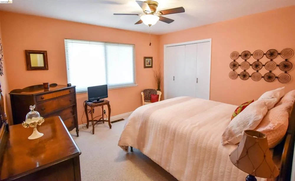 23101 Gold Springs Dr Columbia, CA 95310