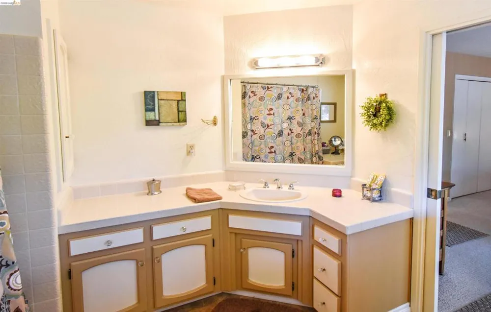 23101 Gold Springs Dr Columbia, CA 95310