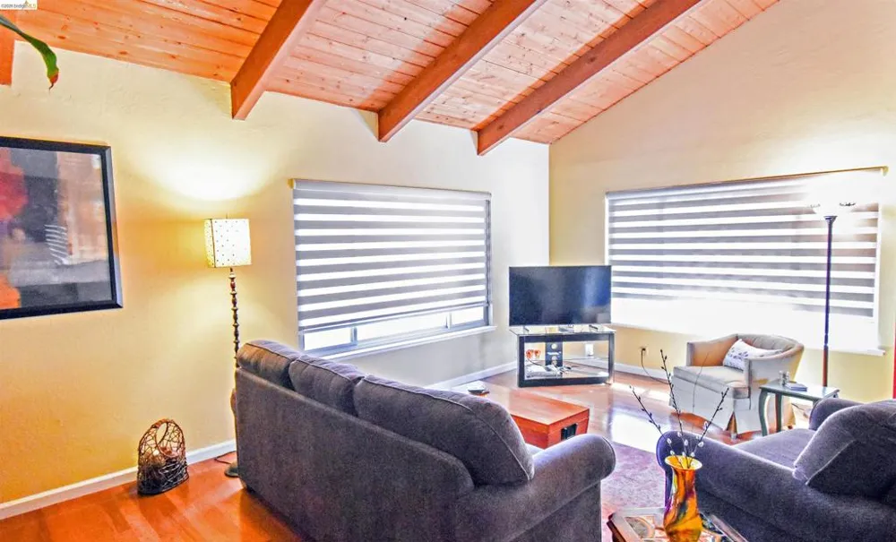 23101 Gold Springs Dr Columbia, CA 95310