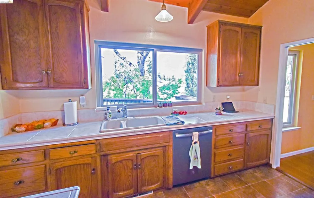 23101 Gold Springs Dr Columbia, CA 95310
