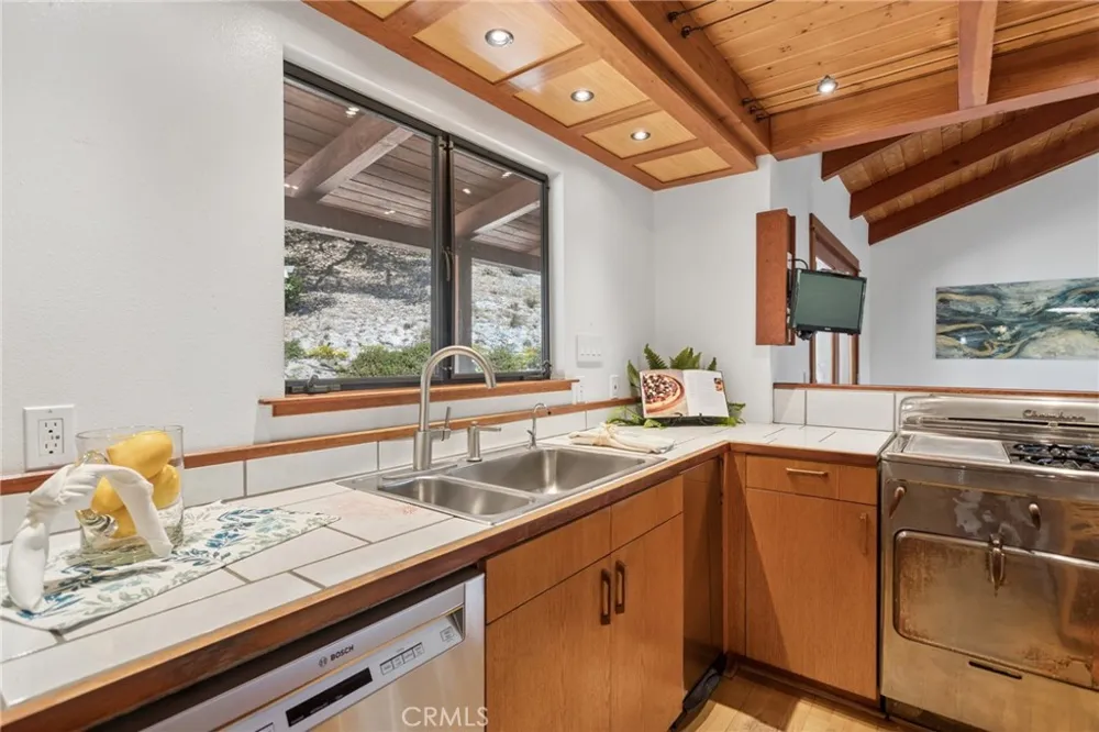 1615 Bee Canyon Road Arroyo Grande, CA 93420