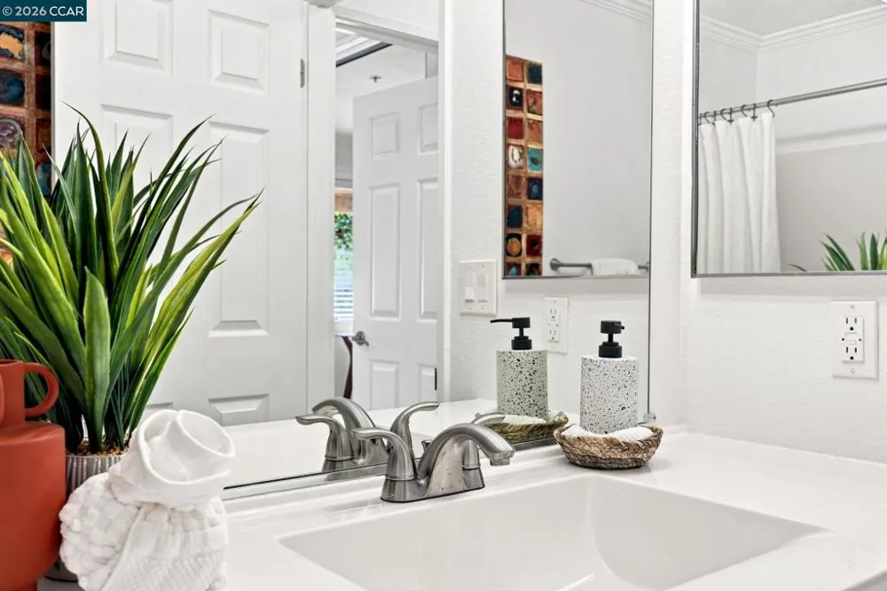 460 Bollinger Canyon Ln #285 San Ramon, CA 94582