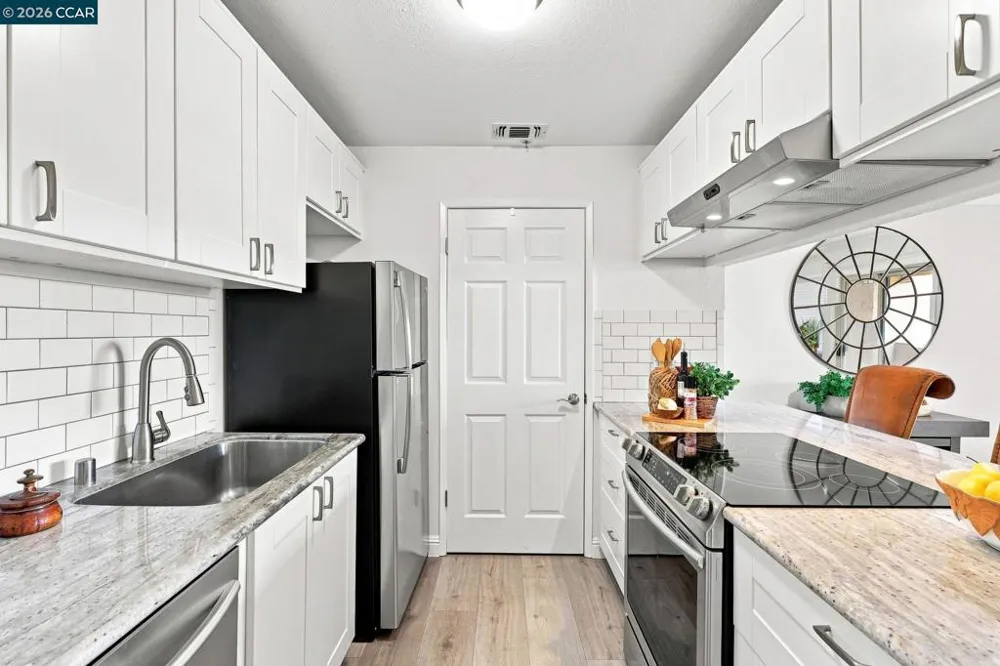 460 Bollinger Canyon Ln #285 San Ramon, CA 94582