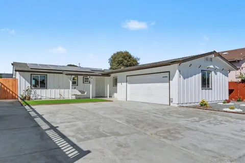 559 Glencrest Dr