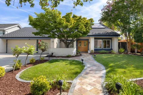 1816 Schooldale Drive
