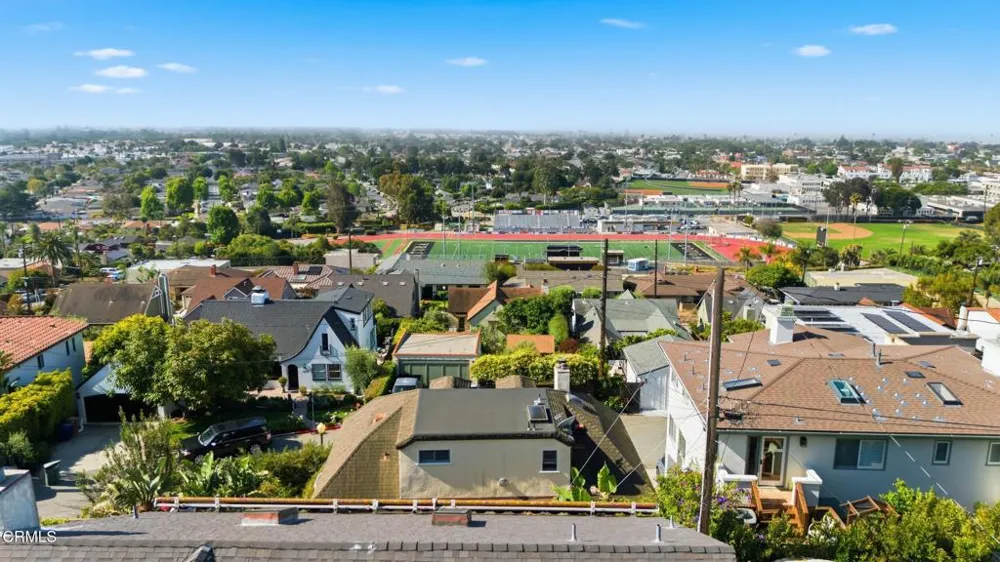 2381 Hyland Ave. Avenue Ventura, CA 93001