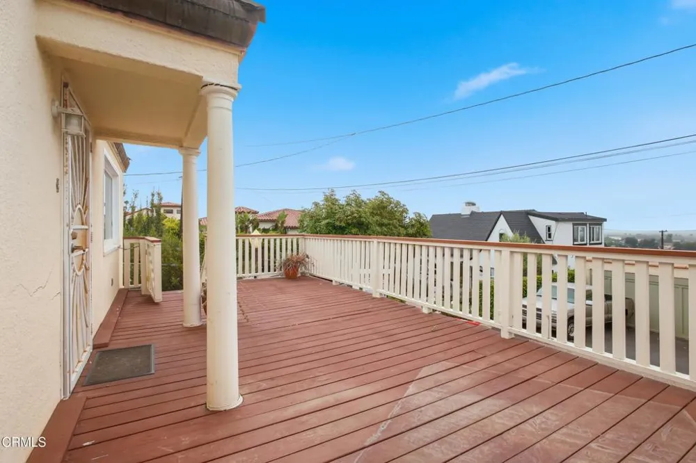 2381 Hyland Ave. Avenue Ventura, CA 93001