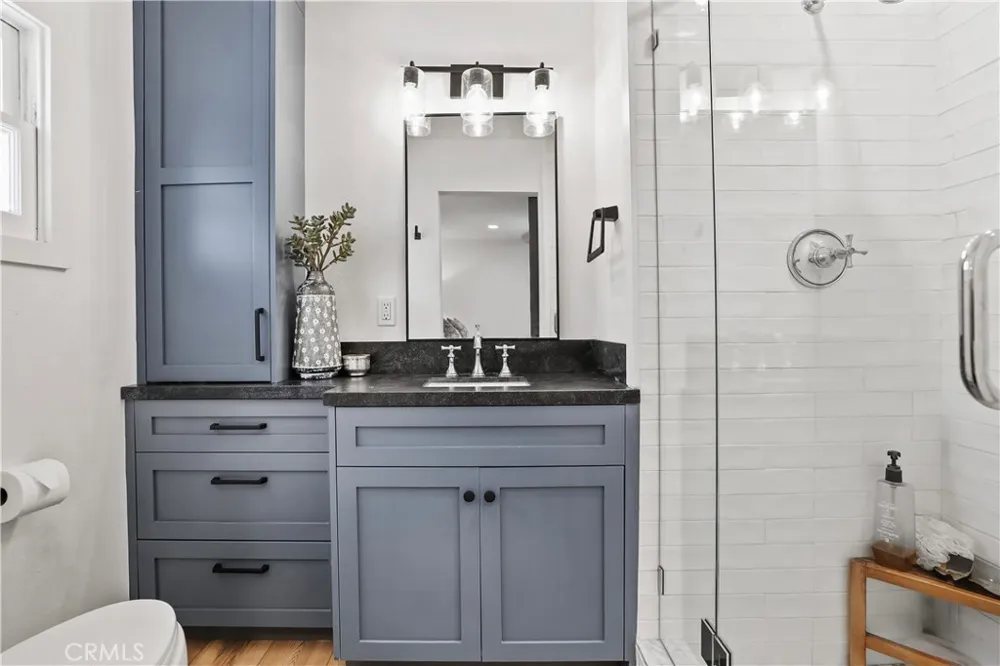 1741 Tustin Avenue #14D Costa Mesa, CA 92627