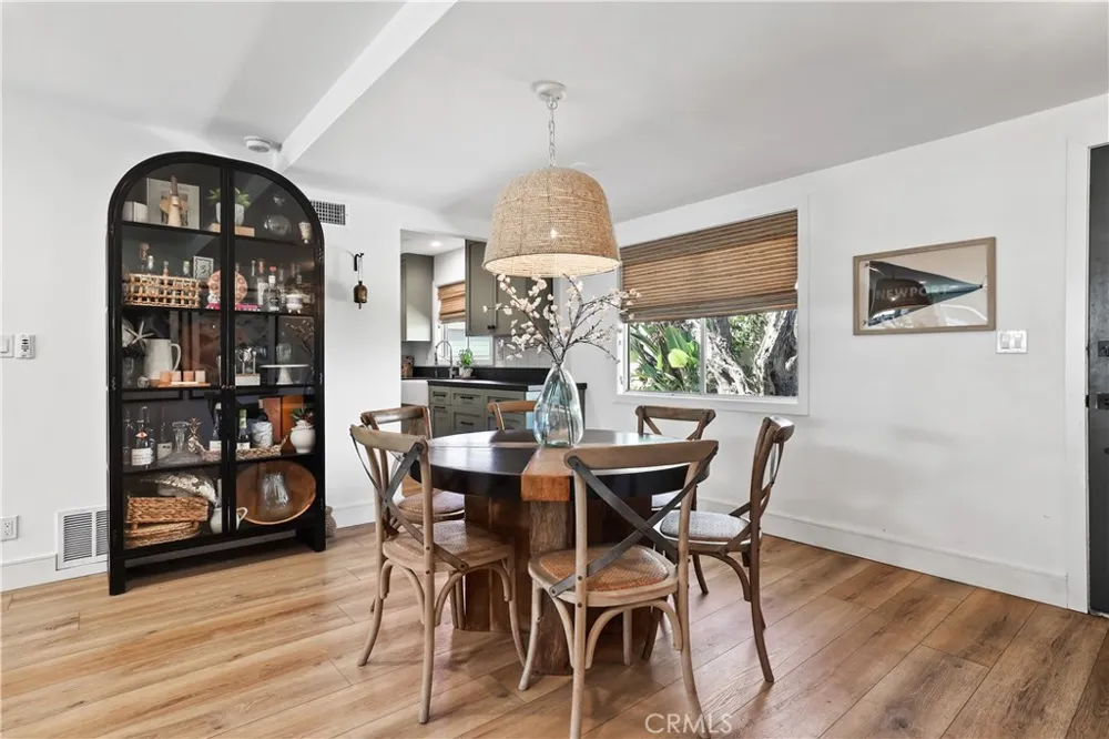 1741 Tustin Avenue #14D Costa Mesa, CA 92627