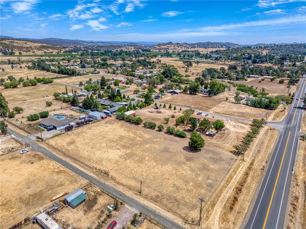 20950 San Diego Middletown, CA 95461
