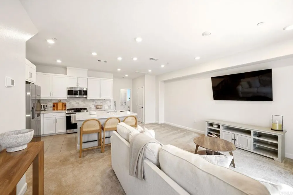 2166 Reed Drive San Diego, CA 92154