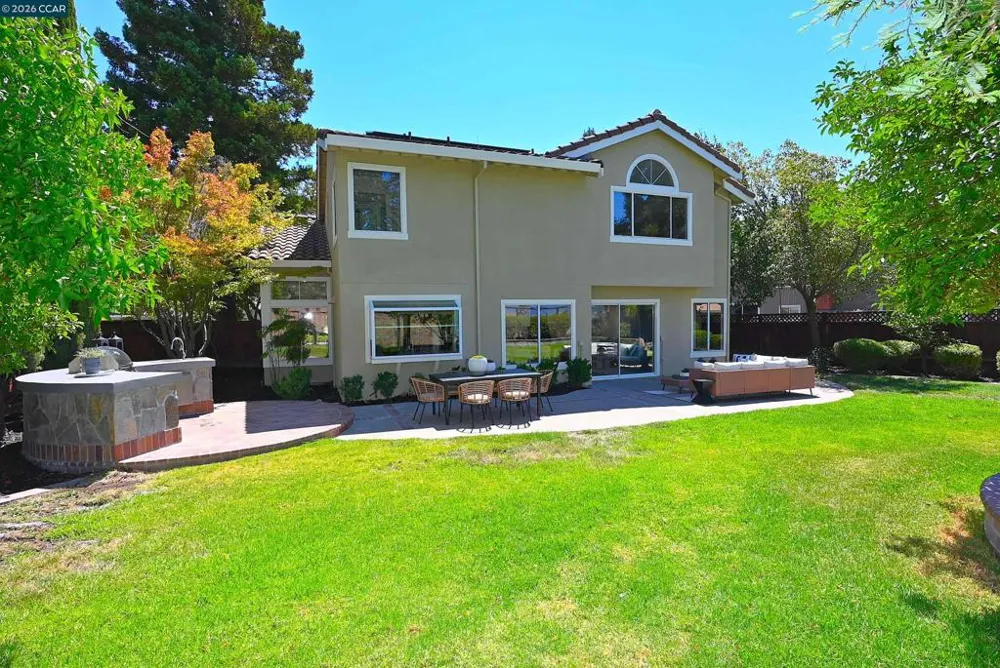 312 Sunset Dr Danville, CA 94506