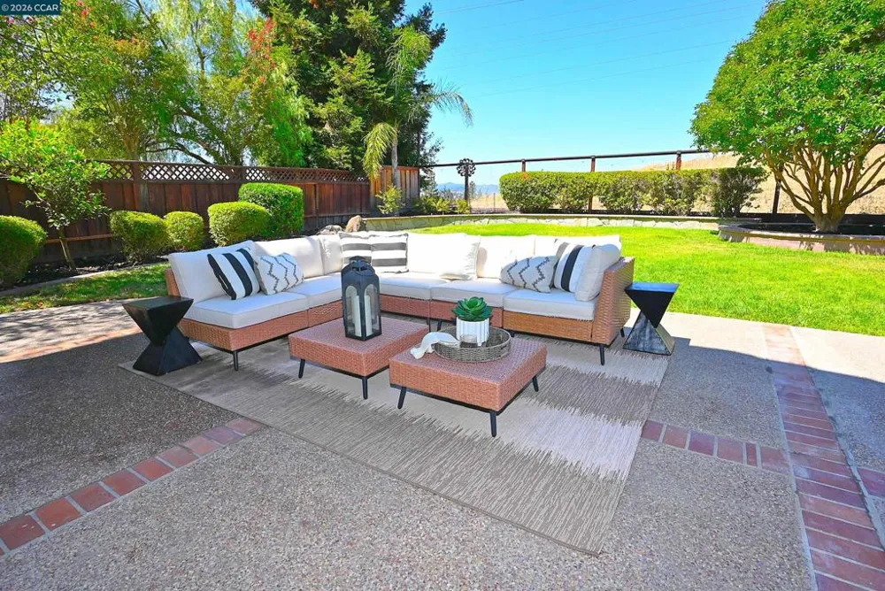 312 Sunset Dr Danville, CA 94506