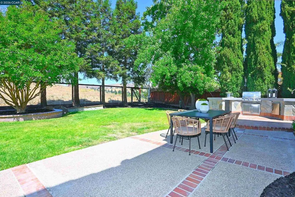 312 Sunset Dr Danville, CA 94506