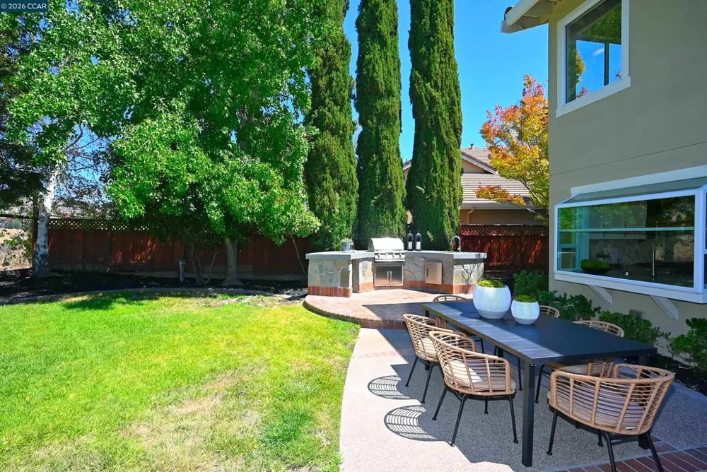 312 Sunset Dr Danville, CA 94506