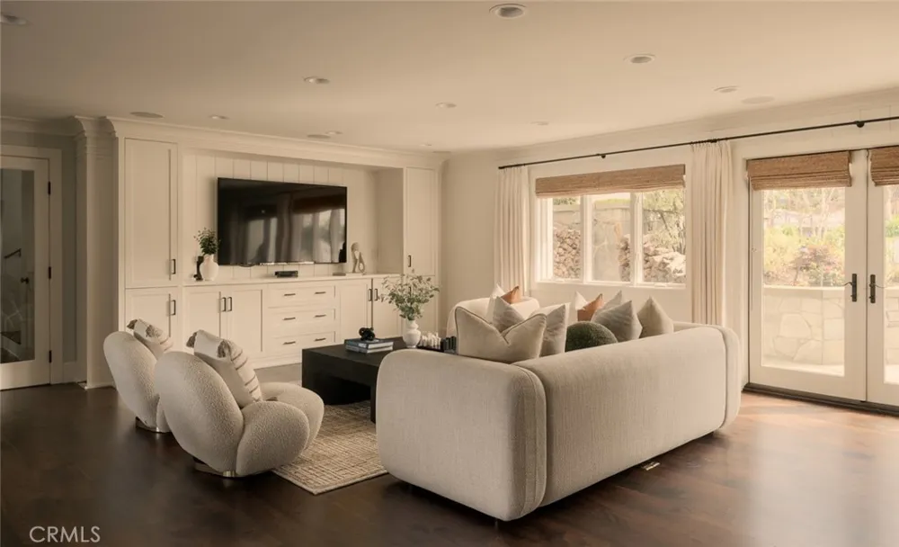 2 Royal Saint George Road Newport Beach, CA 92660