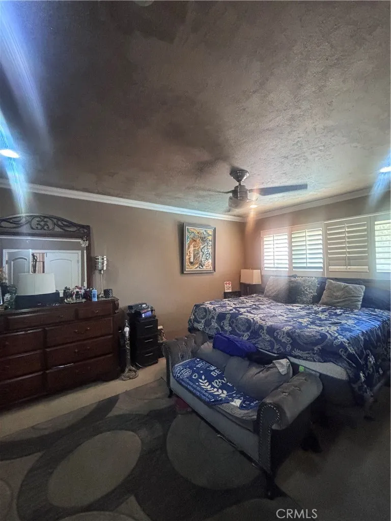 19559 Oakland Rialto, CA 92377