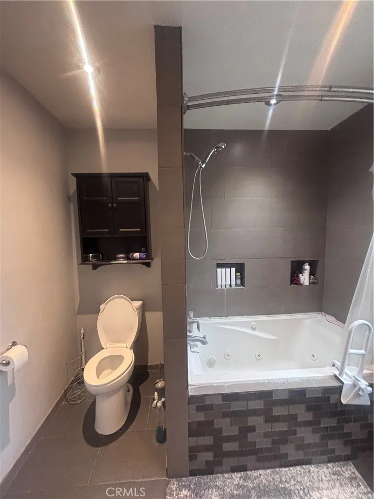 19559 Oakland Rialto, CA 92377