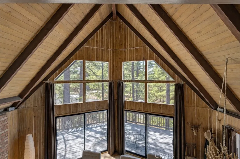1604 Woodland Drive Pine Mountain Club, CA 93222