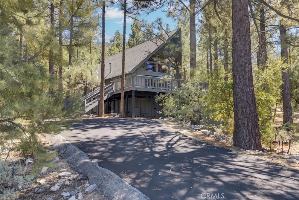 1604 Woodland Drive Pine Mountain Club, CA 93222