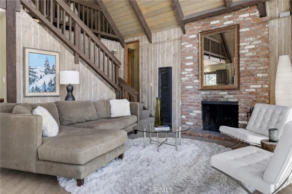1604 Woodland Drive Pine Mountain Club, CA 93222