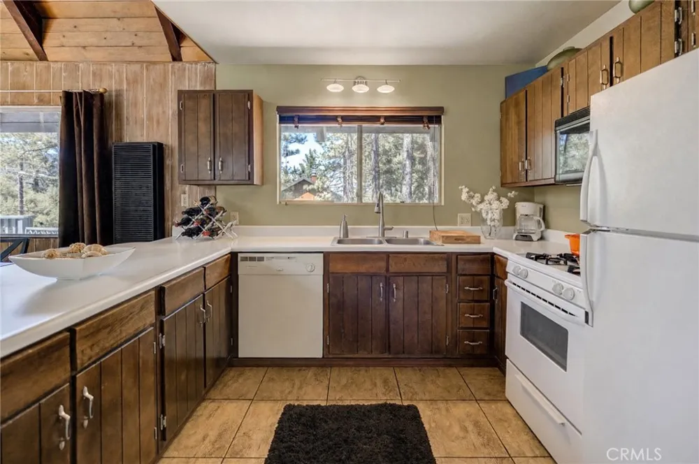 1604 Woodland Drive Pine Mountain Club, CA 93222