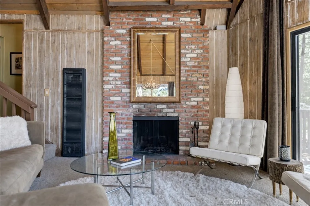 1604 Woodland Drive Pine Mountain Club, CA 93222