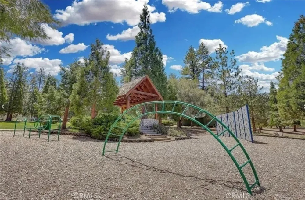1604 Woodland Drive Pine Mountain Club, CA 93222