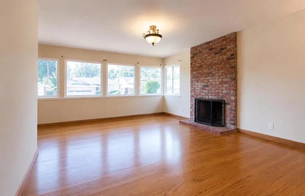 1861 Earl Avenue San Bruno, CA 94066