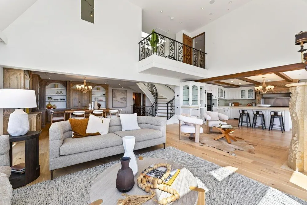 725 Las Olas Drive Aptos, CA 95003