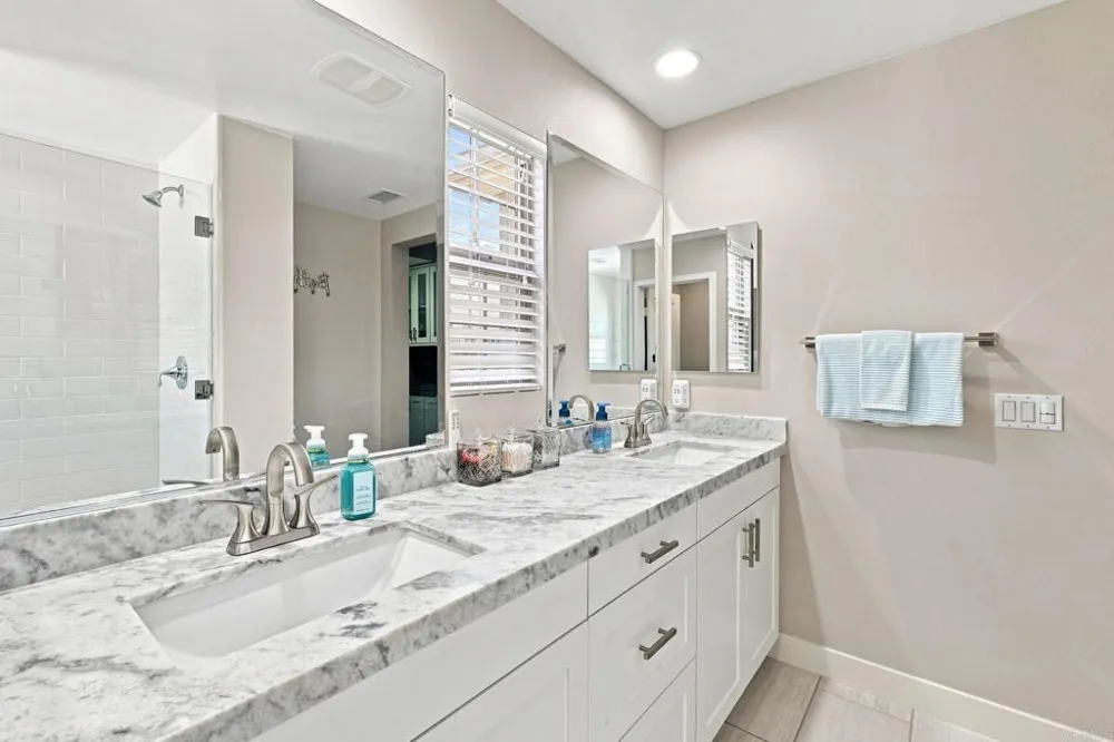 4318 Pacifica Way #2 Oceanside, CA 92056