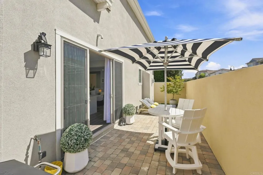 4318 Pacifica Way #2 Oceanside, CA 92056