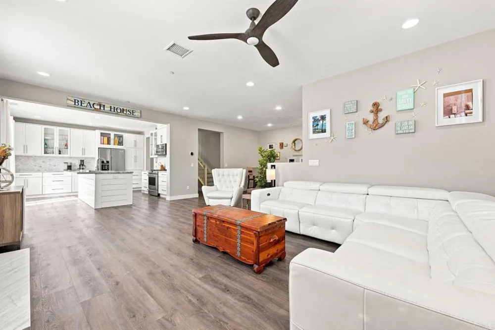 4318 Pacifica Way #2 Oceanside, CA 92056