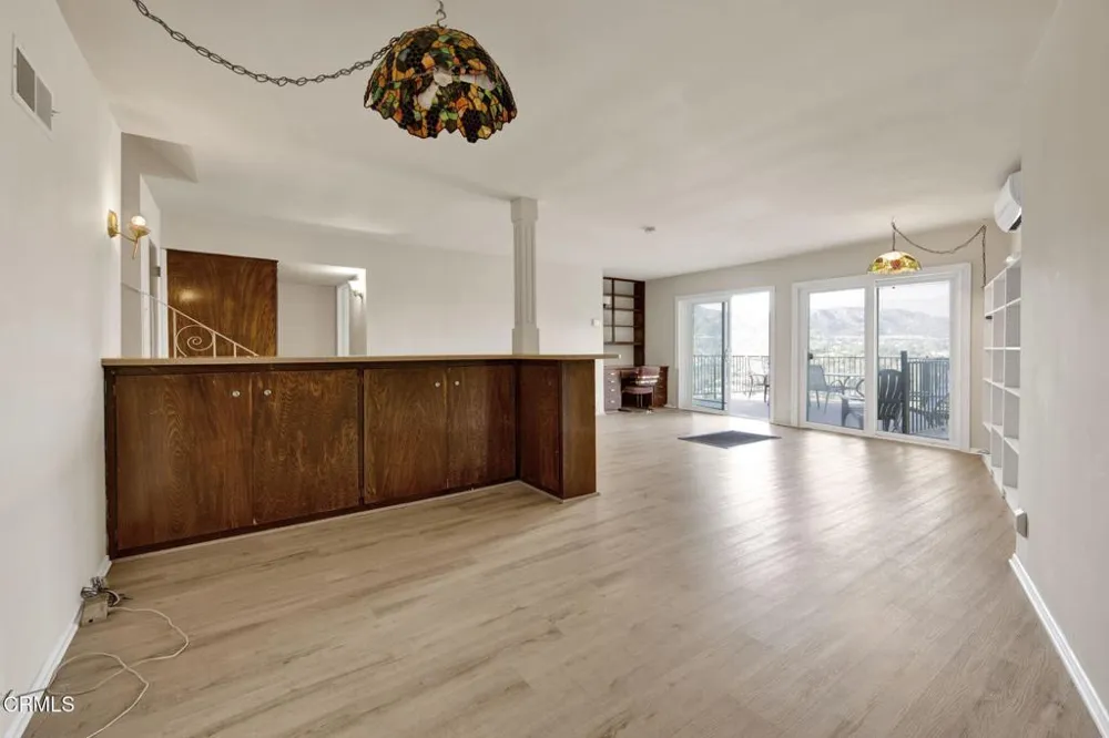 1537 Silverwood Drive Los Angeles, CA 90041