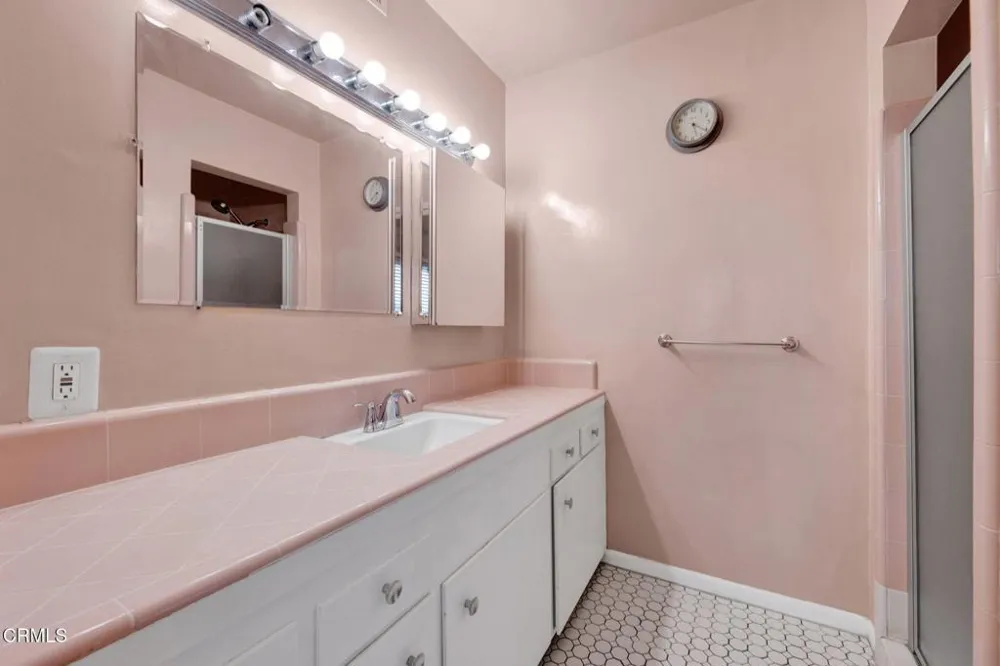 1537 Silverwood Drive Los Angeles, CA 90041