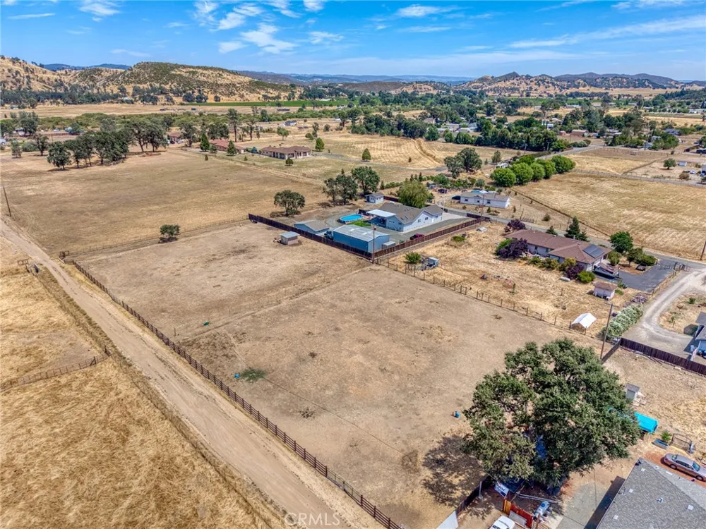 20802 Santa Clara Middletown, CA 95461