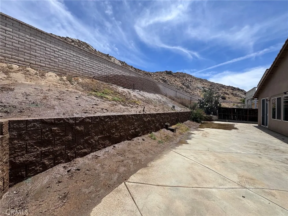 16832 Fox Trot Lane Moreno Valley, CA 92555