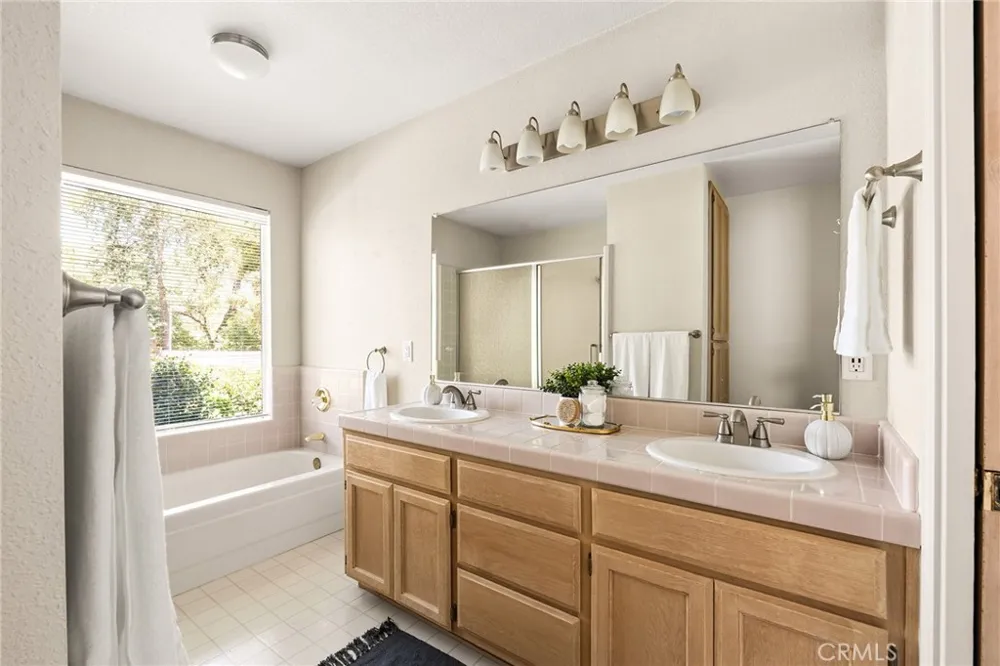 194 Picholine Way Chico, CA 95928