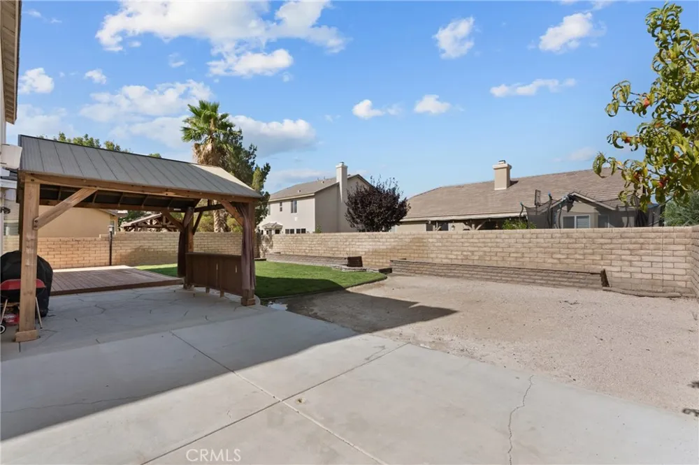 44843 Mariposa Lancaster, CA 93536